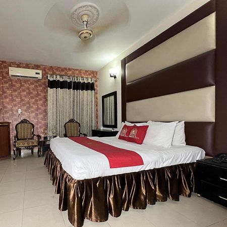 Hotel Tourist Inn Lahore Buitenkant foto