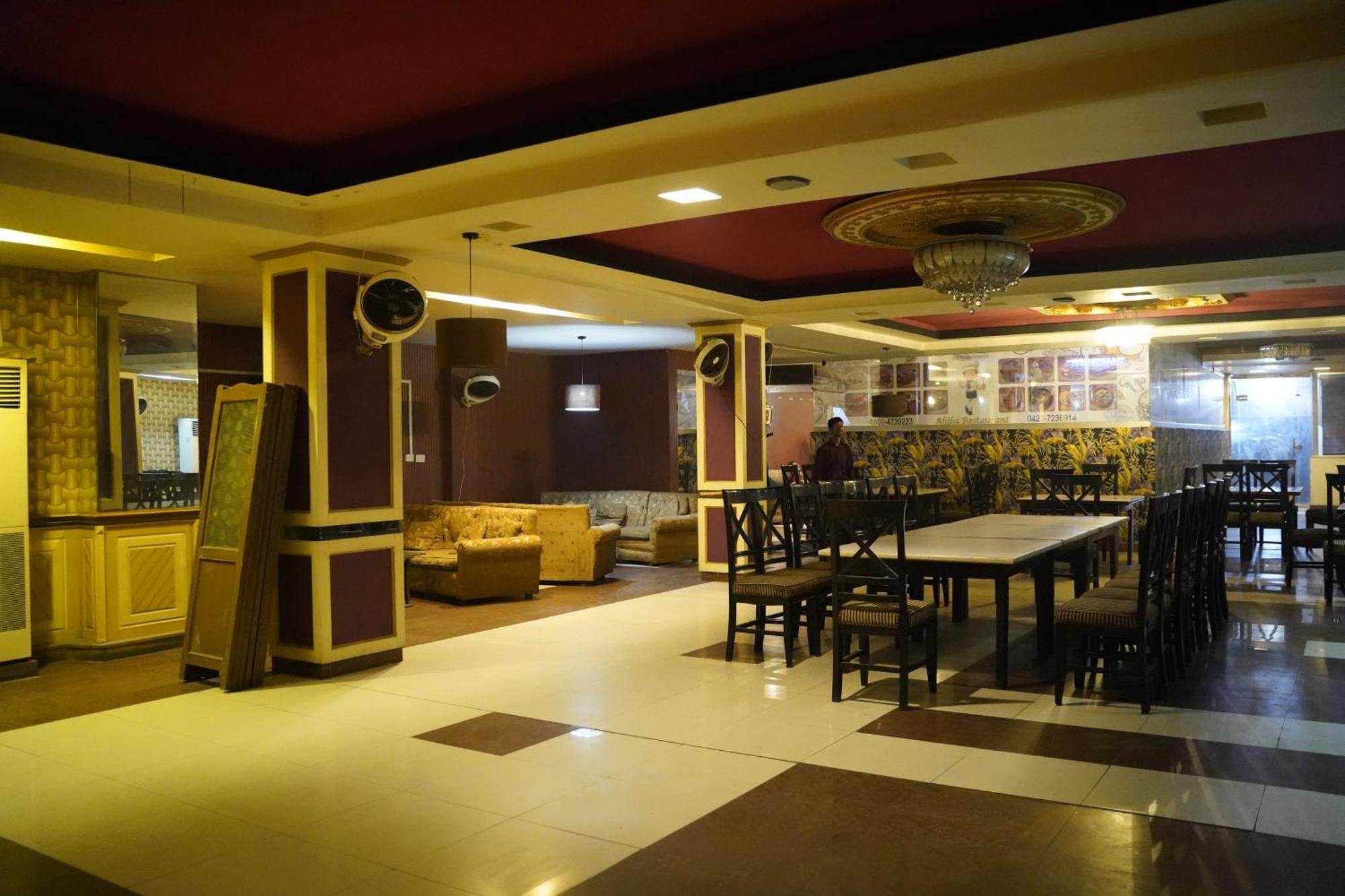 Hotel Tourist Inn Lahore Buitenkant foto