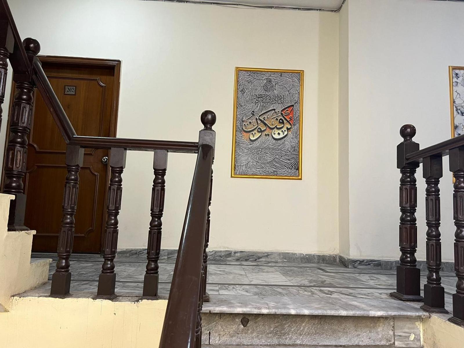 Hotel Tourist Inn Lahore Buitenkant foto